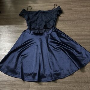 Elegant Navy Blue Off-Shoulder Dress